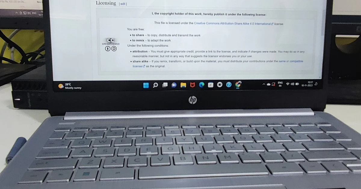 The above picture is a laptop of hp company which has a plenty of feautures in it . It has the 4GB DDR RAM in it . It consists of the latest windows 10